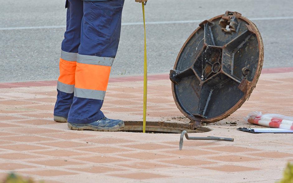 pompe déboucheur wc Évry
